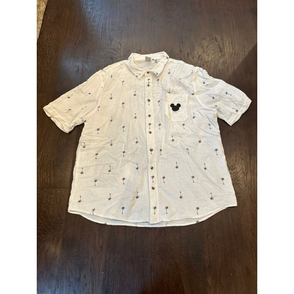 Junk food X Disney collared button down mens XXL GB7